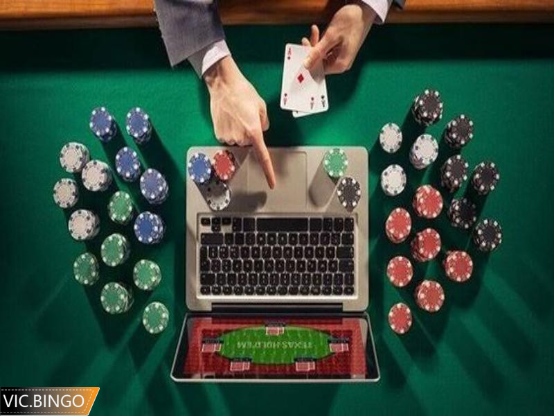 Tìm hiểu luật chơi poker online đổi thưởng